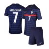 7085 PACK JUNIOR FRANCE DOMICILE GRIEZMANN. ENSEMBLE MAILLOT ET SHORT 2020 2021