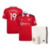 9669 PACK JUNIOR MANCHESTER UNITED DOMICILE VARANE. ENSEMBLE MAILLOT ET SHORT 2022 2023